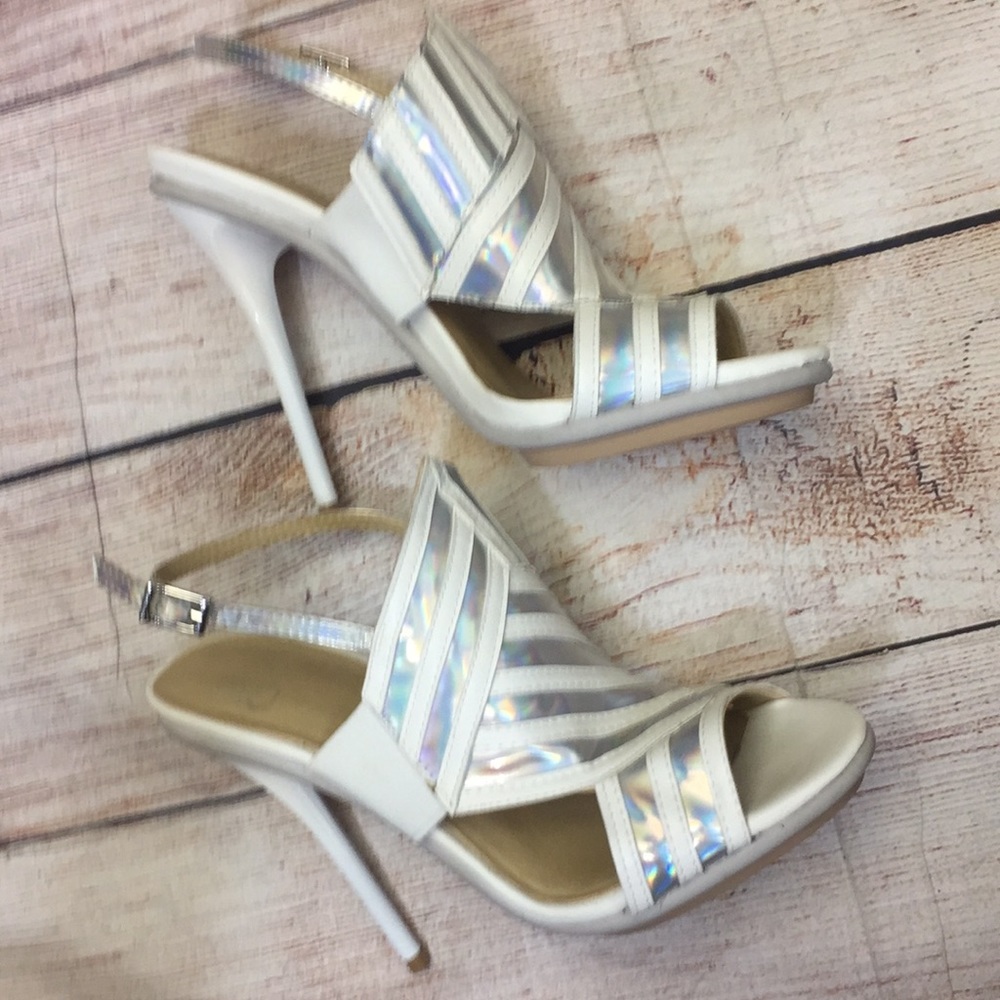 G X by Gwen Stefani Shoes. Size 6